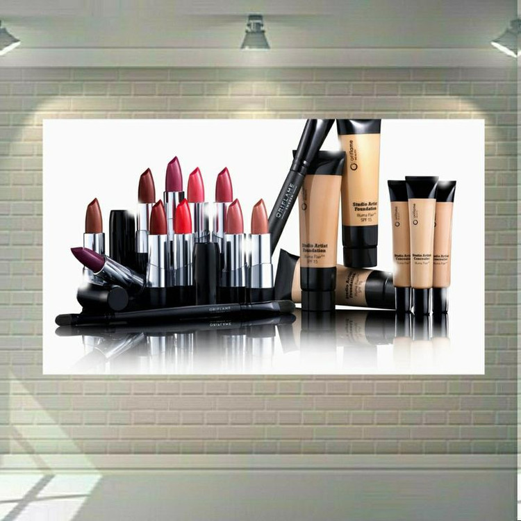 تابلو شاسی طرح لوازم آرایشی بهداشتی کد v56